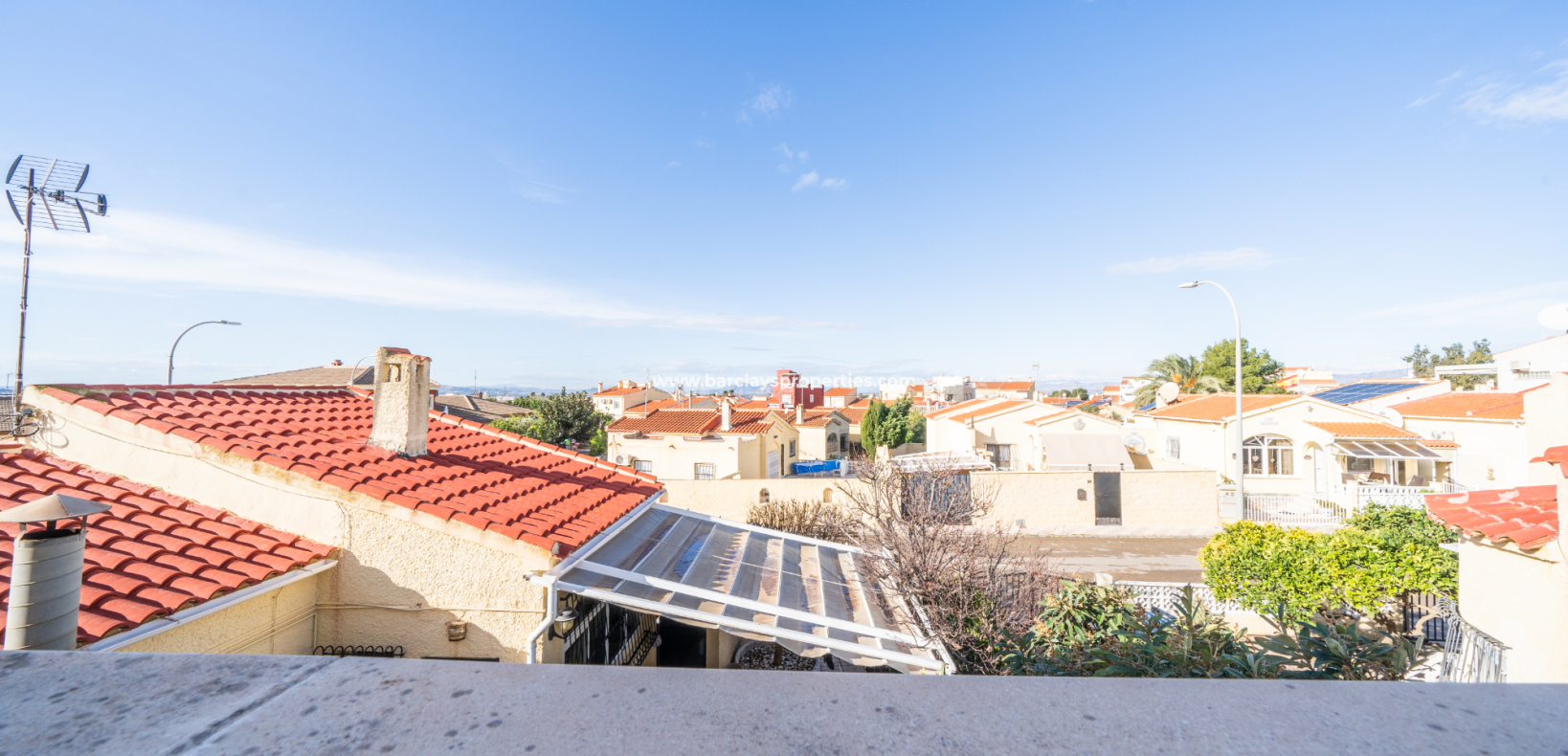 Revente - Maison Individuelle - Urb. La Marina