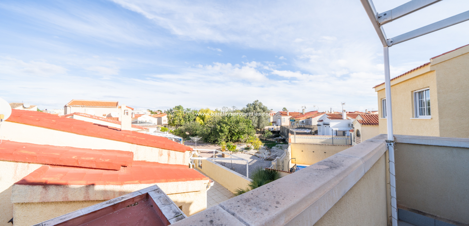 Revente - Maison Individuelle - Urb. La Marina