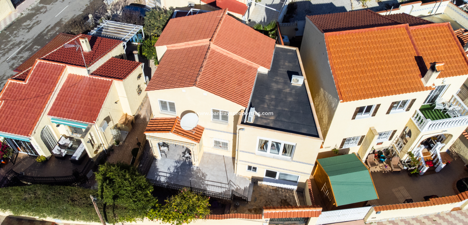 Revente - Maison Individuelle - Urb. La Marina