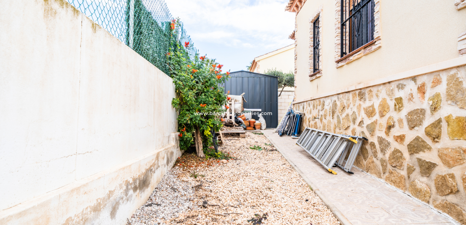 Revente - Maison Individuelle - Urb. La Marina