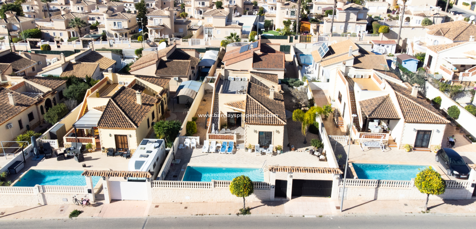 Revente - Maison Individuelle - Urb. La Marina