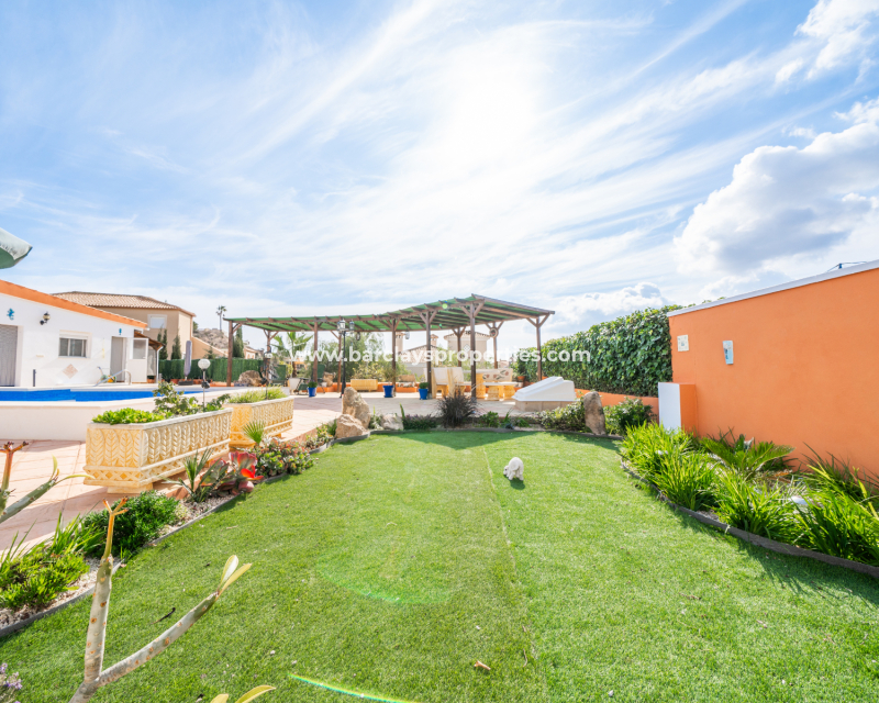 Revente - Maison Individuelle - Urb. La Marina