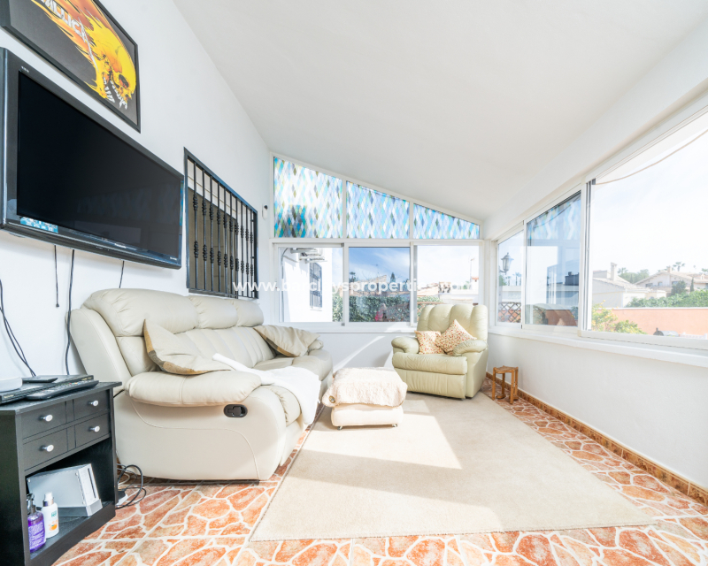 Revente - Maison Individuelle - Urb. La Marina