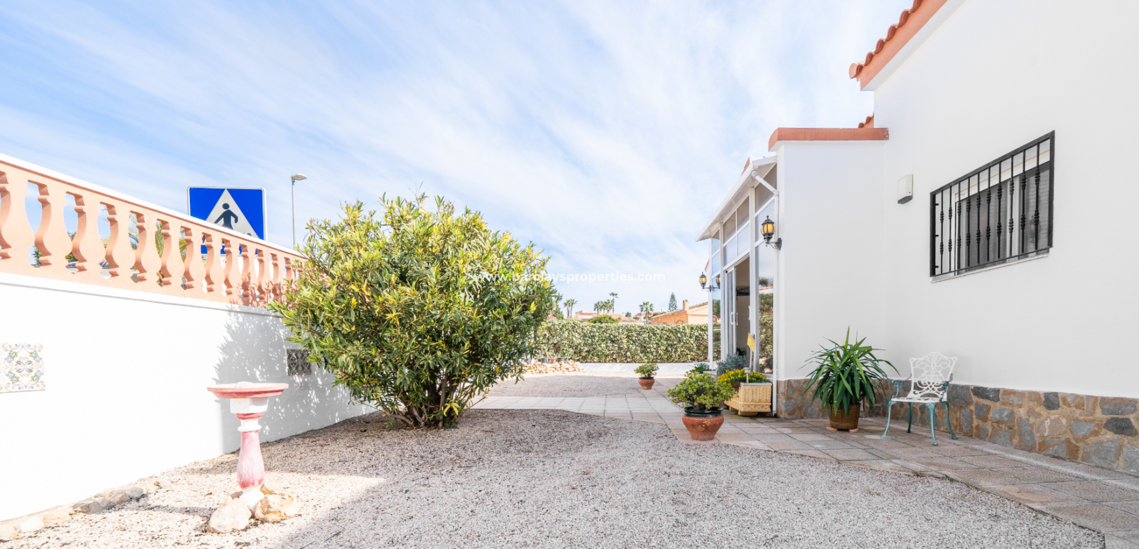 Revente - Maison Individuelle - Urb. La Marina