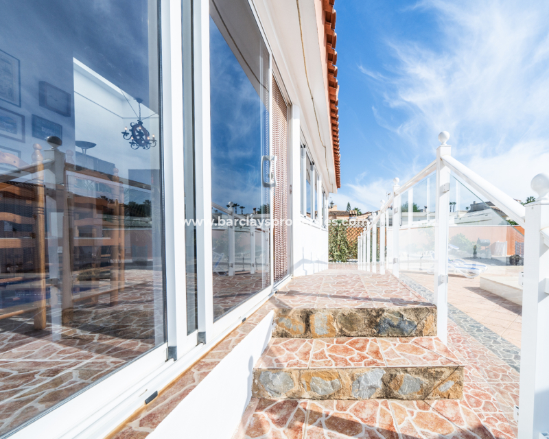 Revente - Maison Individuelle - Urb. La Marina