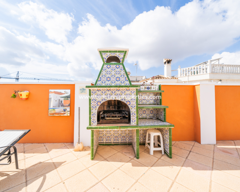 Revente - Maison Individuelle - Urb. La Marina