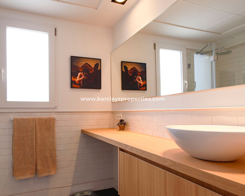 Revente - Maison Individuelle - Urb. La Marina