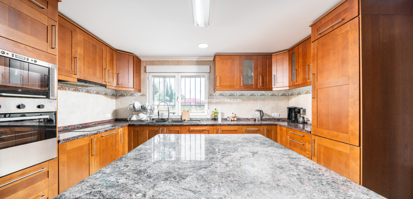 Revente - Maison Individuelle - Urb. La Marina