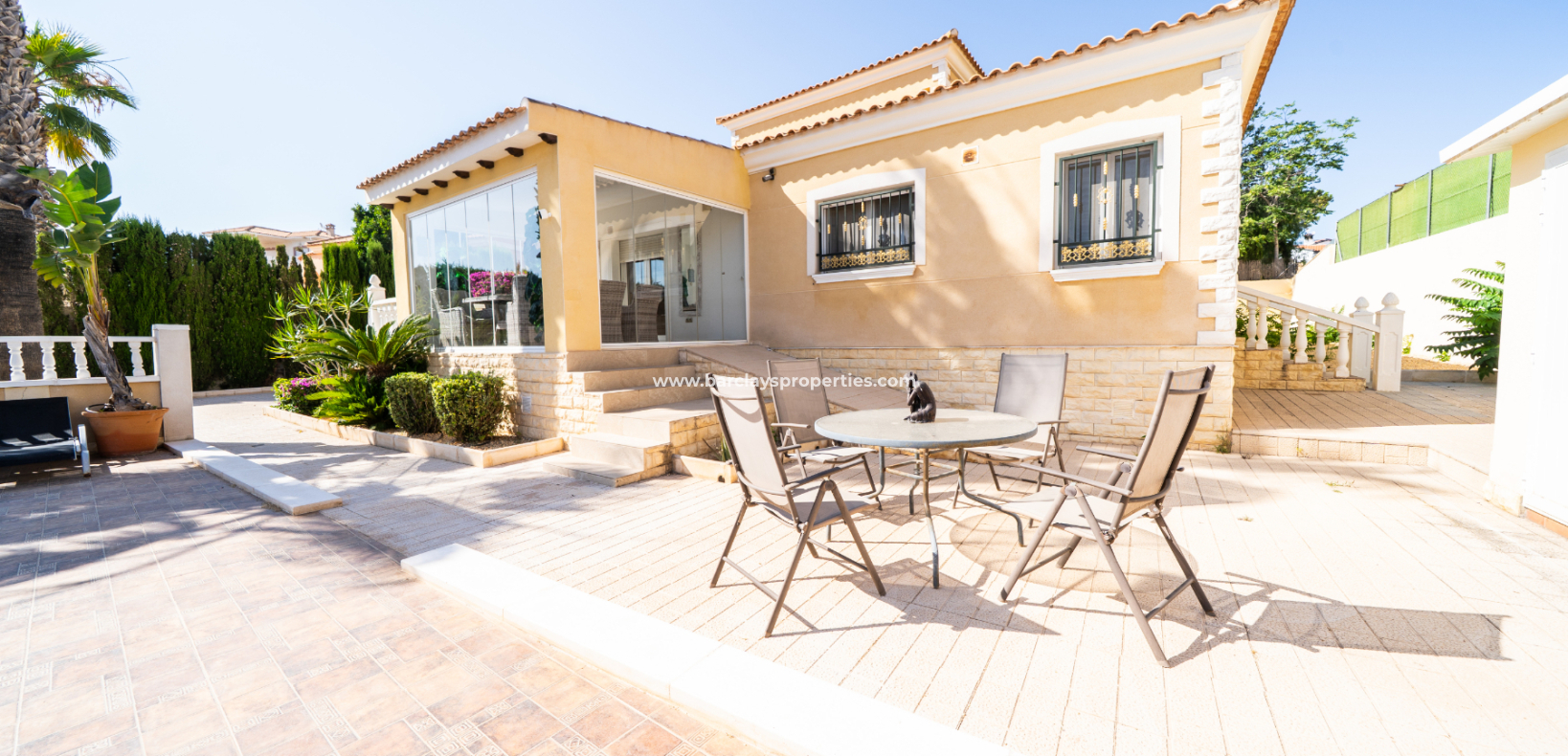 Revente - Maison Individuelle - Urb. La Marina