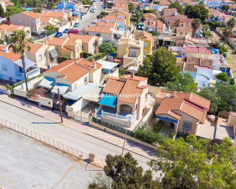 Revente - Maison Individuelle - Urb. La Marina