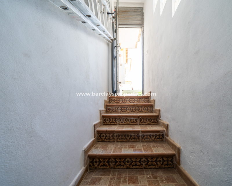 Revente - Maison Individuelle - Urb. La Marina