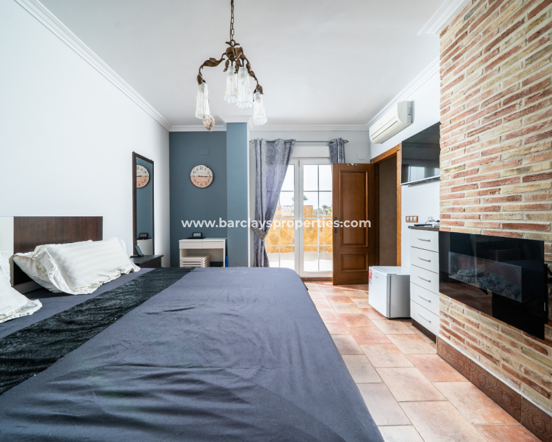 Revente - Maison Individuelle - Urb. La Marina