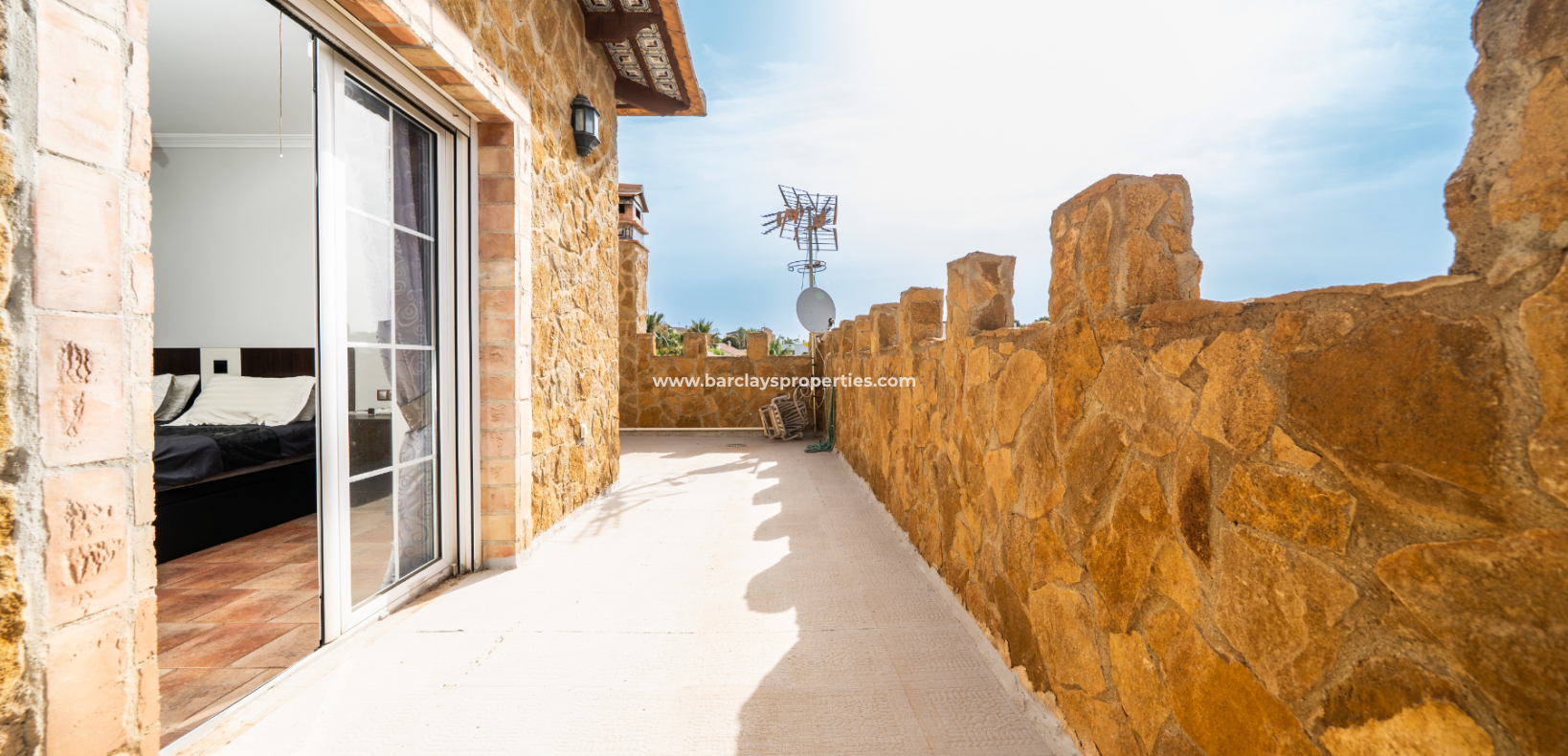 Revente - Maison Individuelle - Urb. La Marina