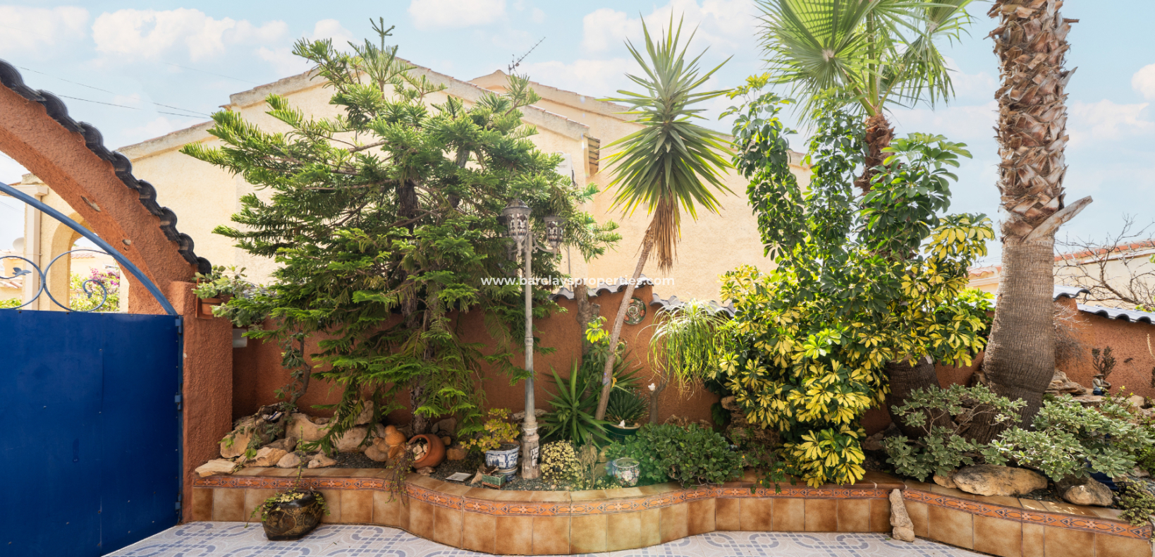 Revente - Maison Individuelle - Urb. La Marina