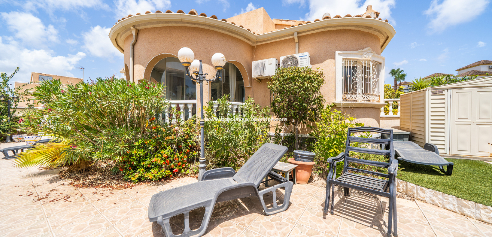 Revente - Maison Individuelle - Urb. La Marina