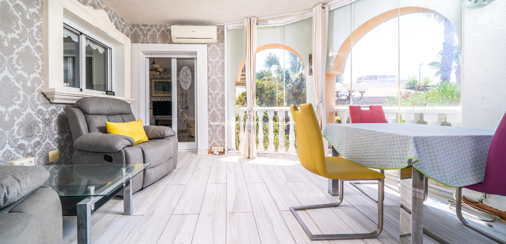 Revente - Maison Individuelle - Urb. La Marina