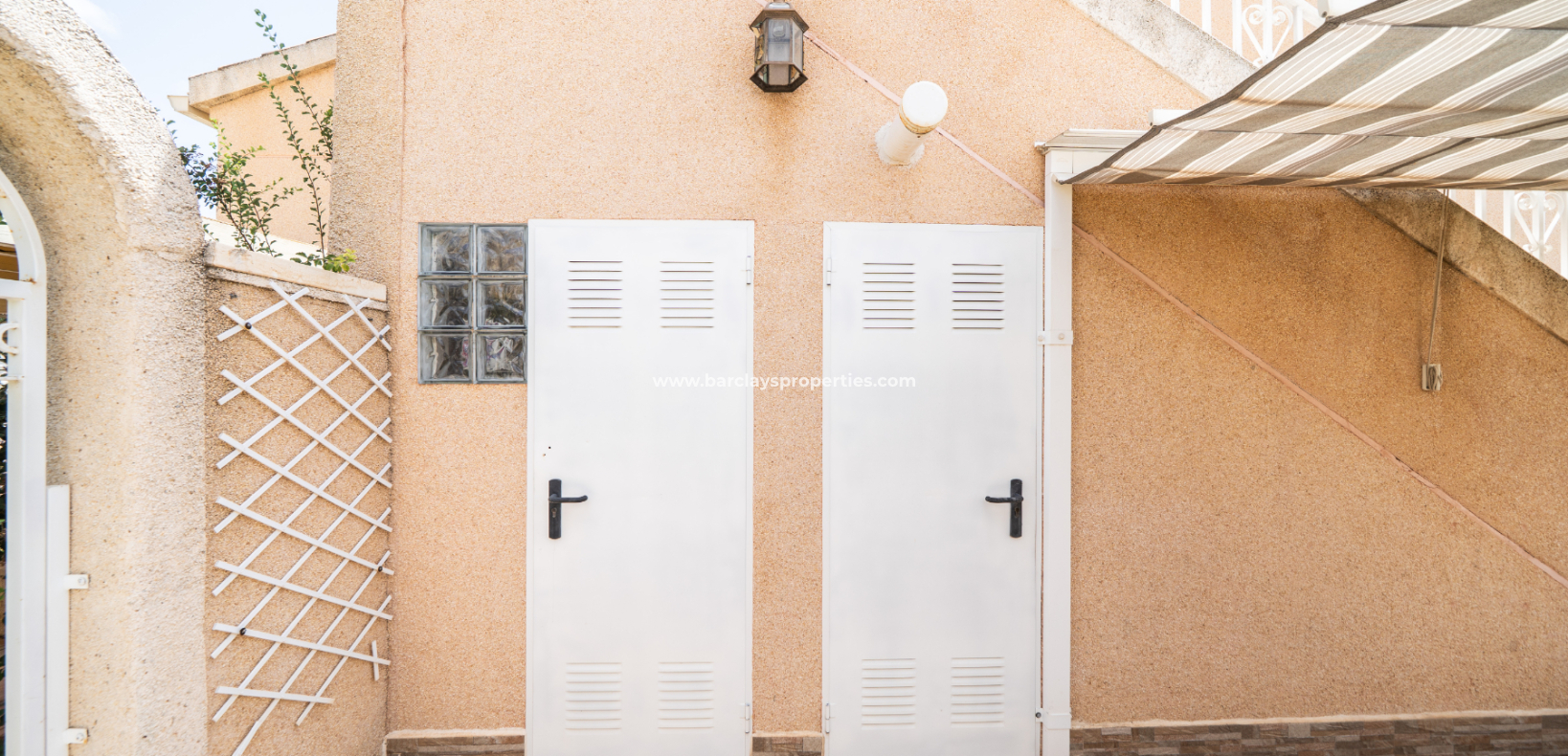 Revente - Maison Individuelle - Urb. La Marina