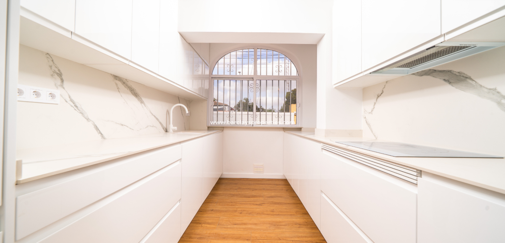 Revente - Maison Individuelle - Urb. La Marina