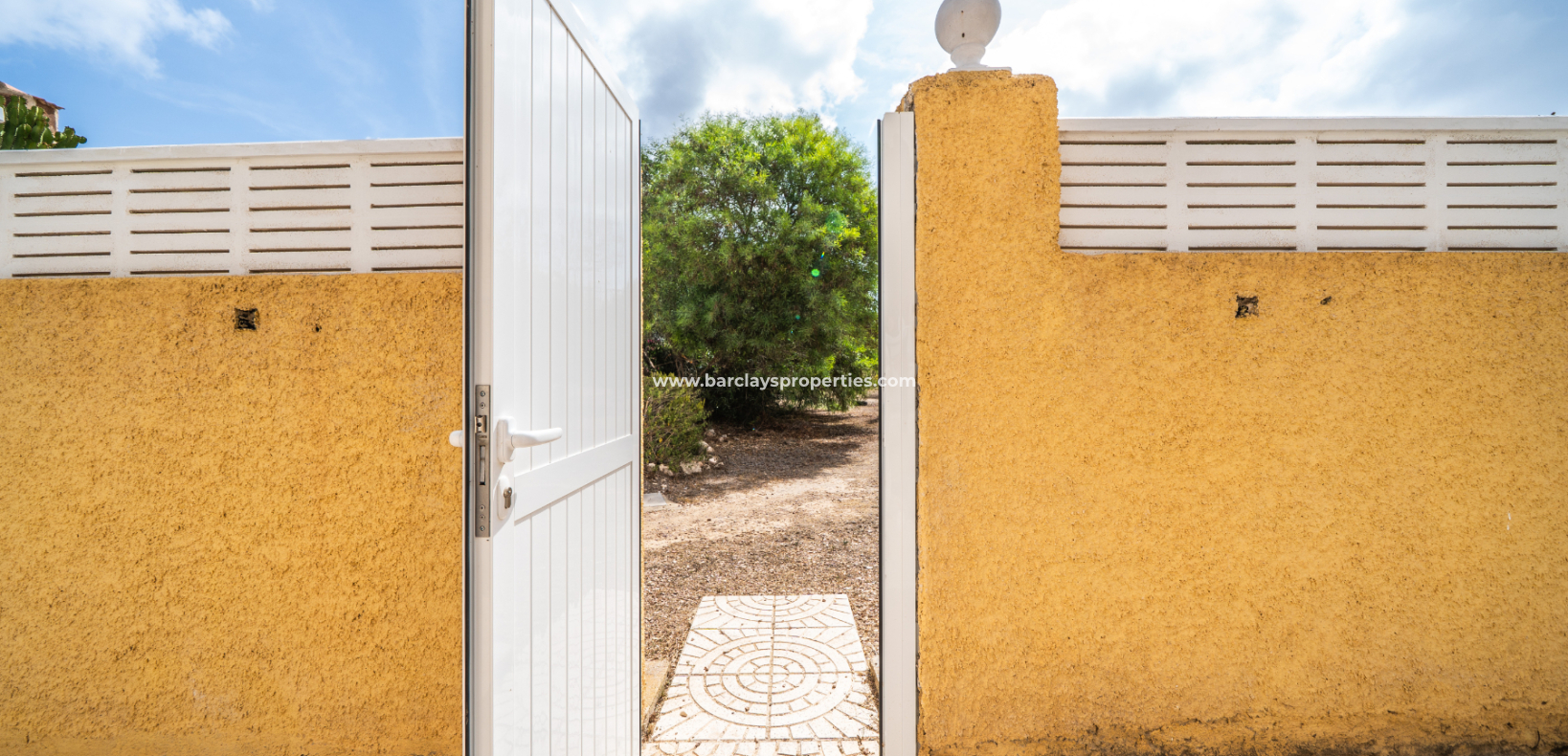 Revente - Maison Individuelle - Urb. La Marina