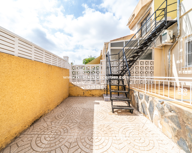 Revente - Maison Individuelle - Urb. La Marina