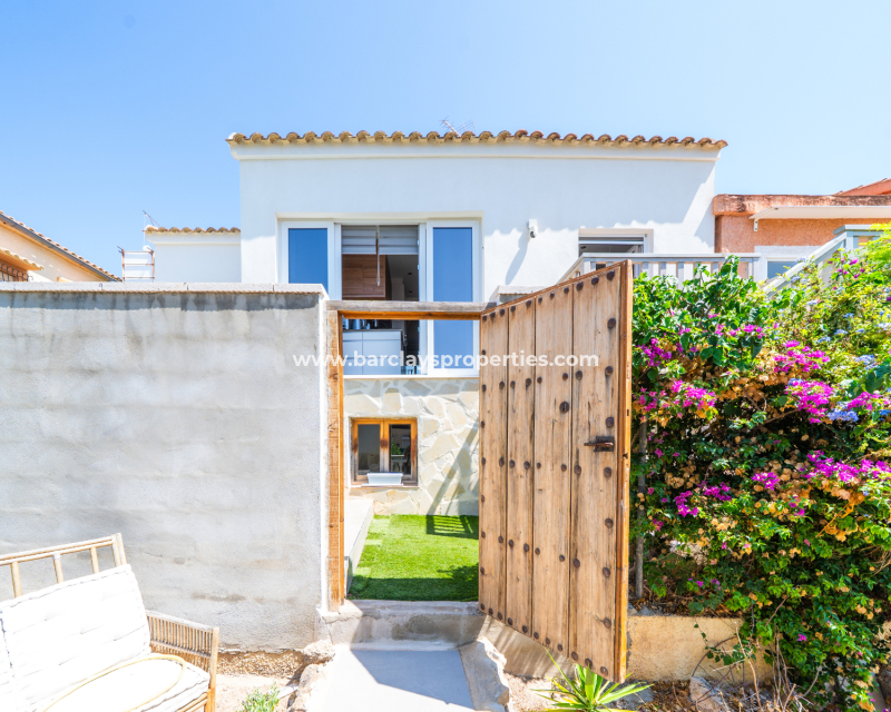 Revente - Maison Individuelle - Urb. La Marina