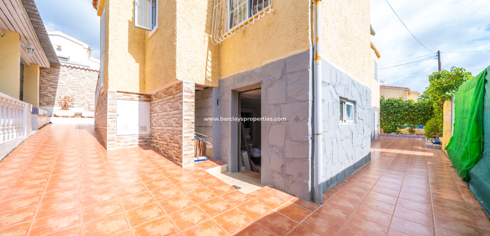 Revente - Maison Individuelle - Urb. La Marina