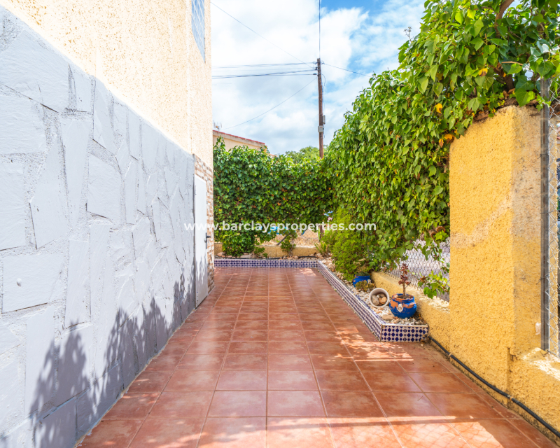 Revente - Maison Individuelle - Urb. La Marina