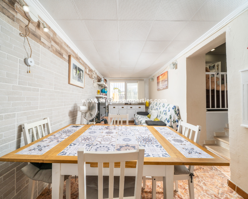 Revente - Maison Individuelle - Urb. La Marina