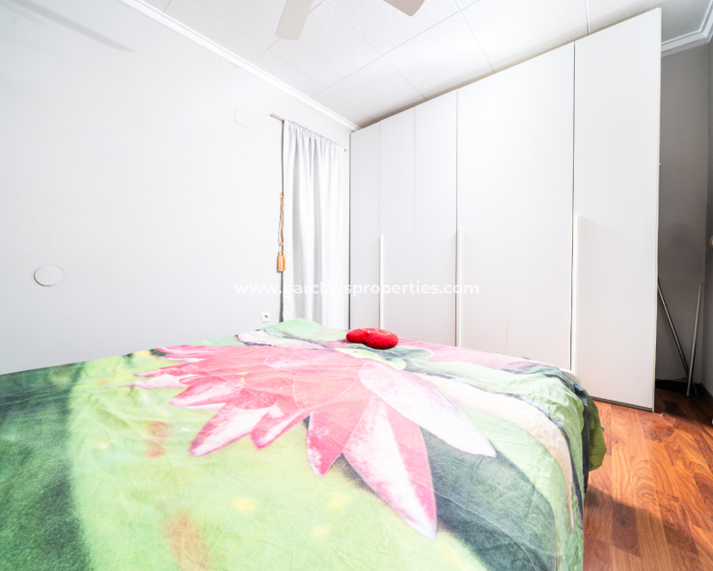 Revente - Maison Individuelle - Urb. La Marina