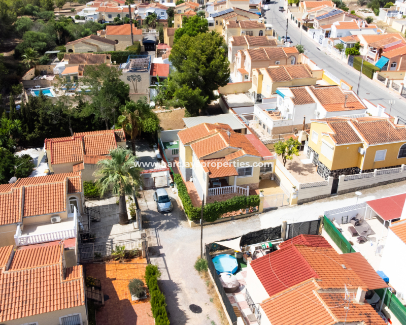 Revente - Maison Individuelle - Urb. La Marina