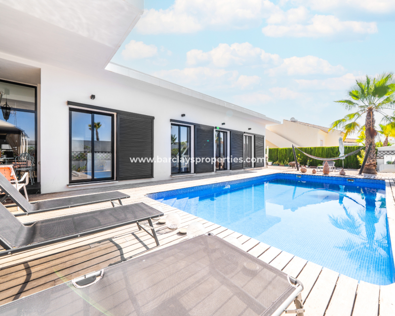 Revente - Maison Individuelle - Urb. La Marina