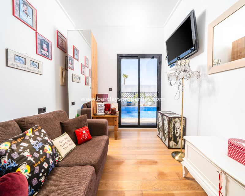 Revente - Maison Individuelle - Urb. La Marina