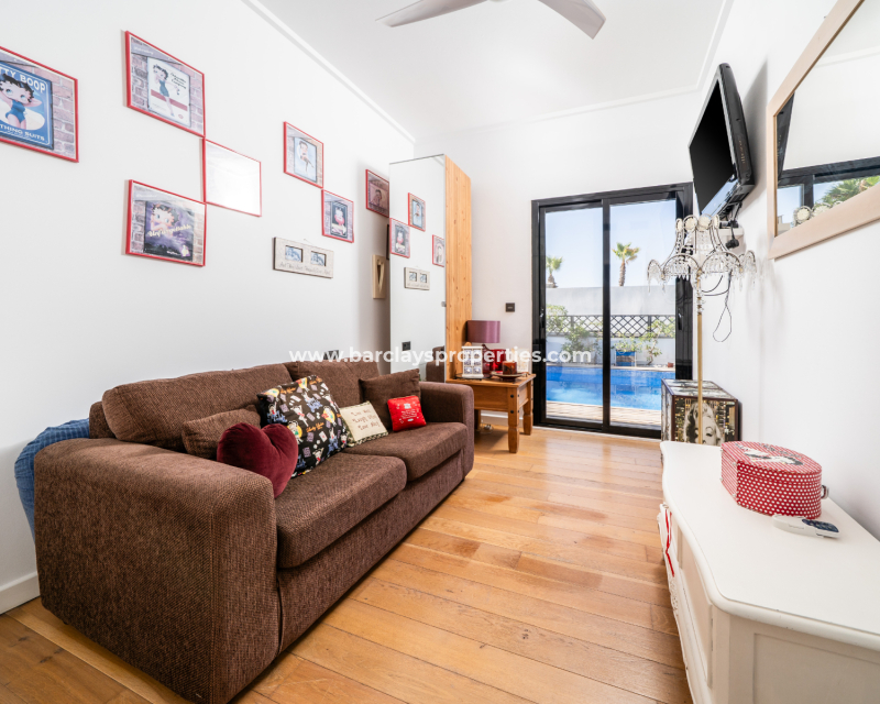 Revente - Maison Individuelle - Urb. La Marina