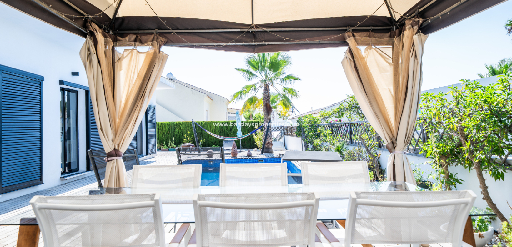 Revente - Maison Individuelle - Urb. La Marina