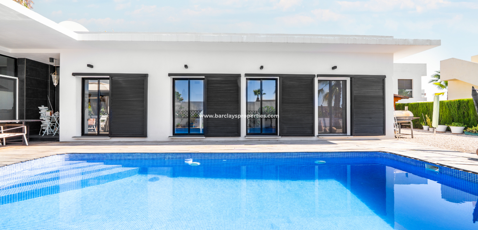 Revente - Maison Individuelle - Urb. La Marina