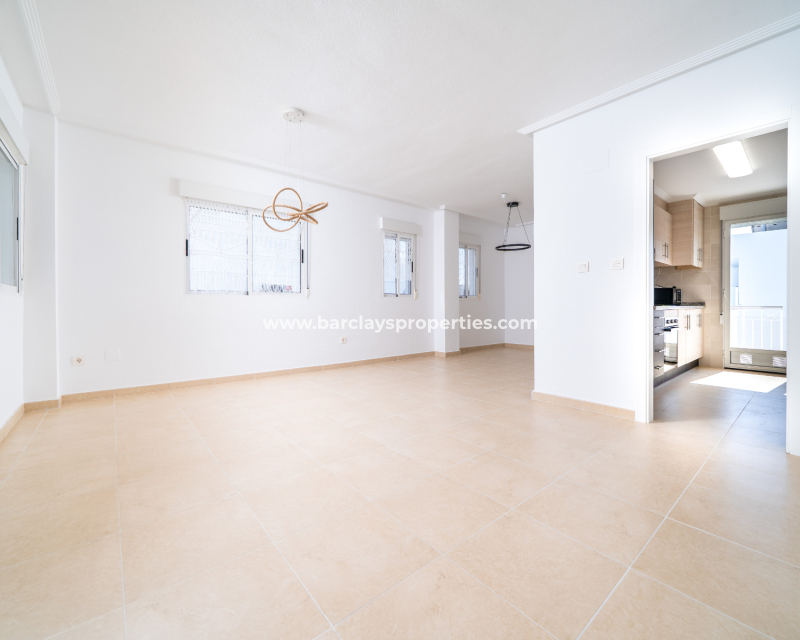 Revente - Maison Individuelle - Urb. La Marina