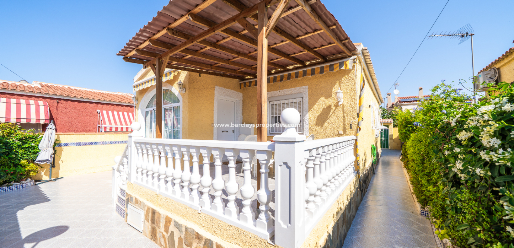 Revente - Maison Individuelle - Urb. La Marina