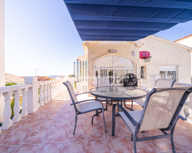 Revente - Maison Individuelle - Urb. La Marina