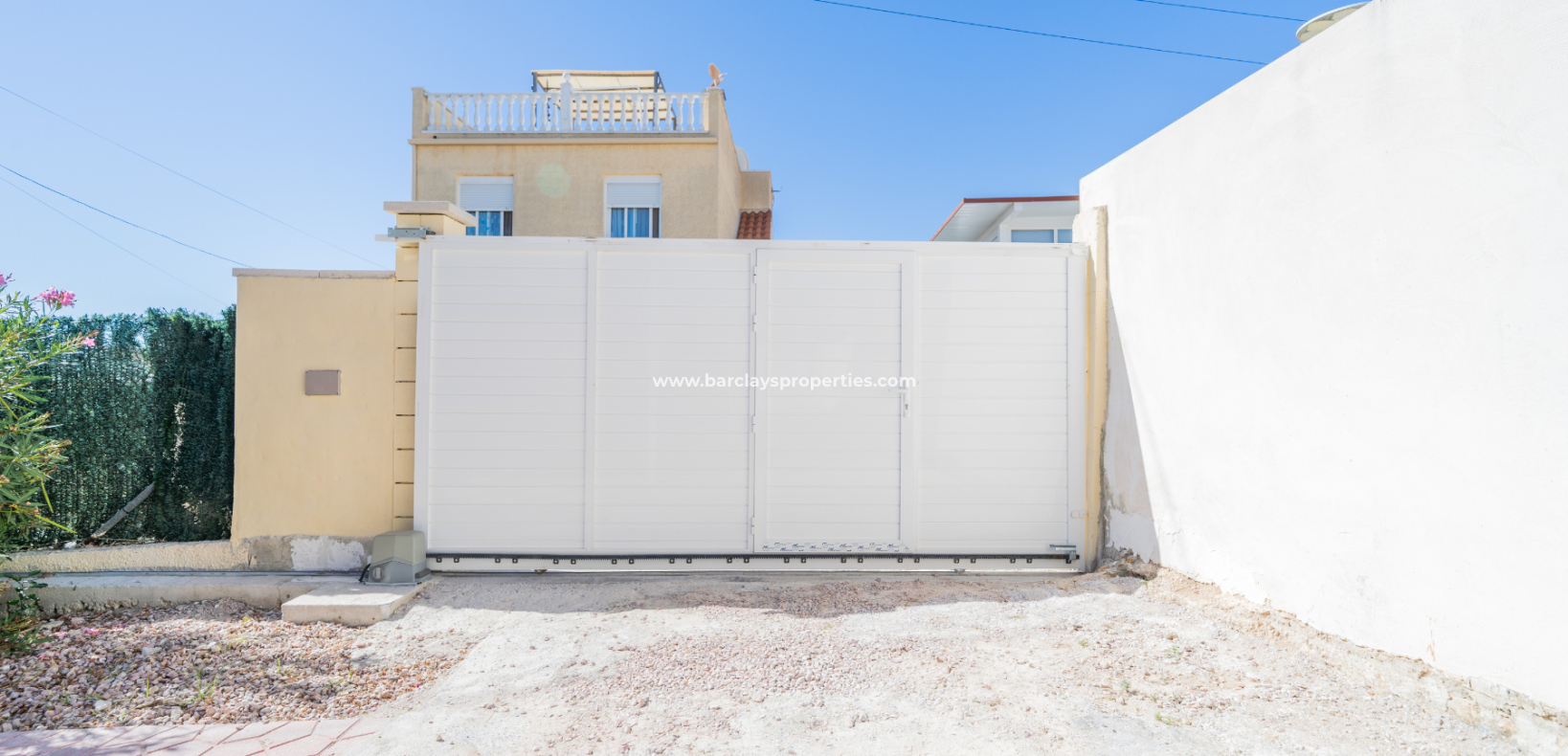 Revente - Maison Individuelle - Urb. La Marina