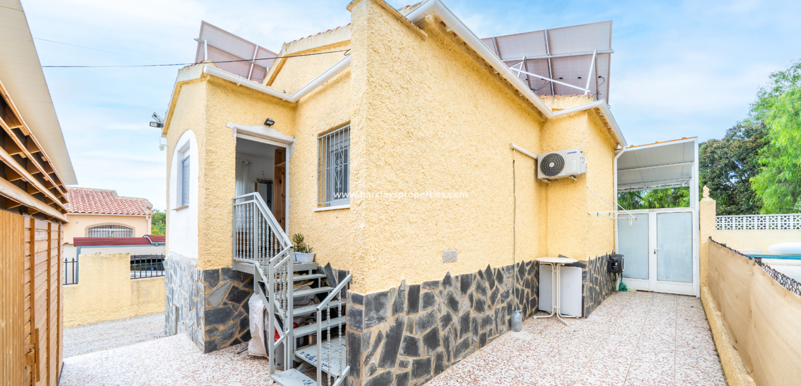 Revente - Maison Individuelle - Urb. La Marina