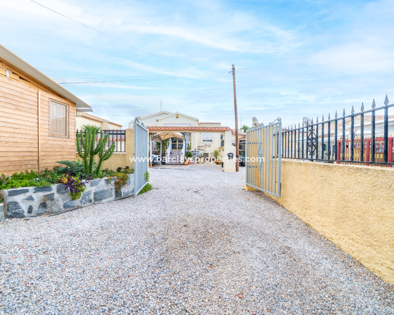 Revente - Maison Individuelle - Urb. La Marina