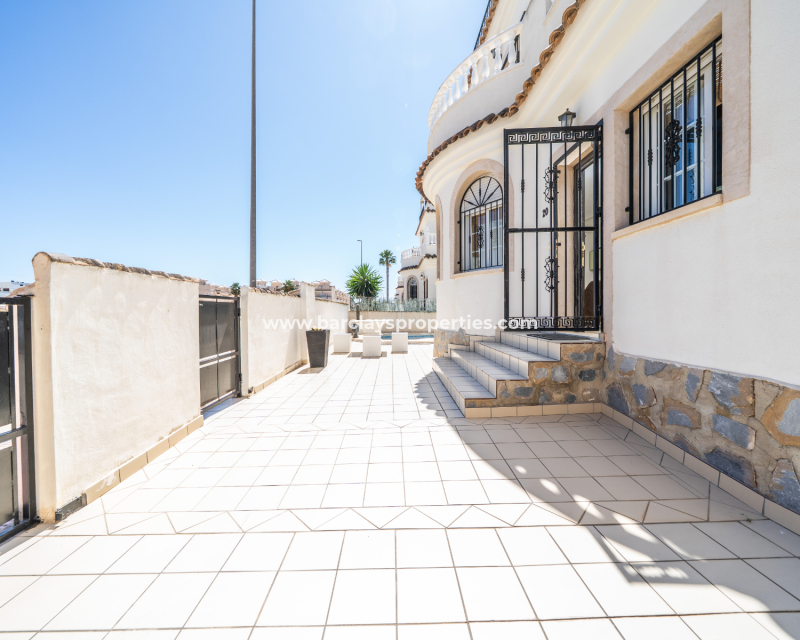 Revente - Maison Individuelle - Urb. La Marina