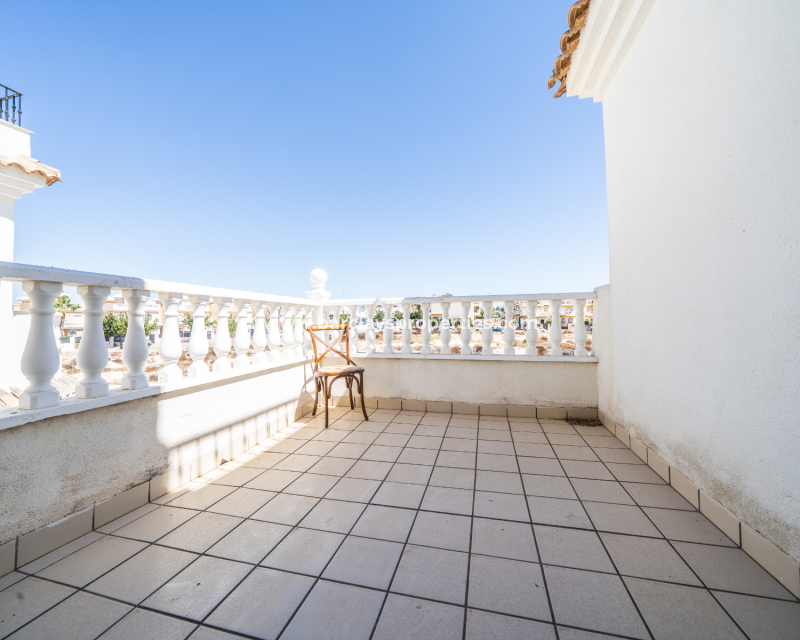 Revente - Maison Individuelle - Urb. La Marina