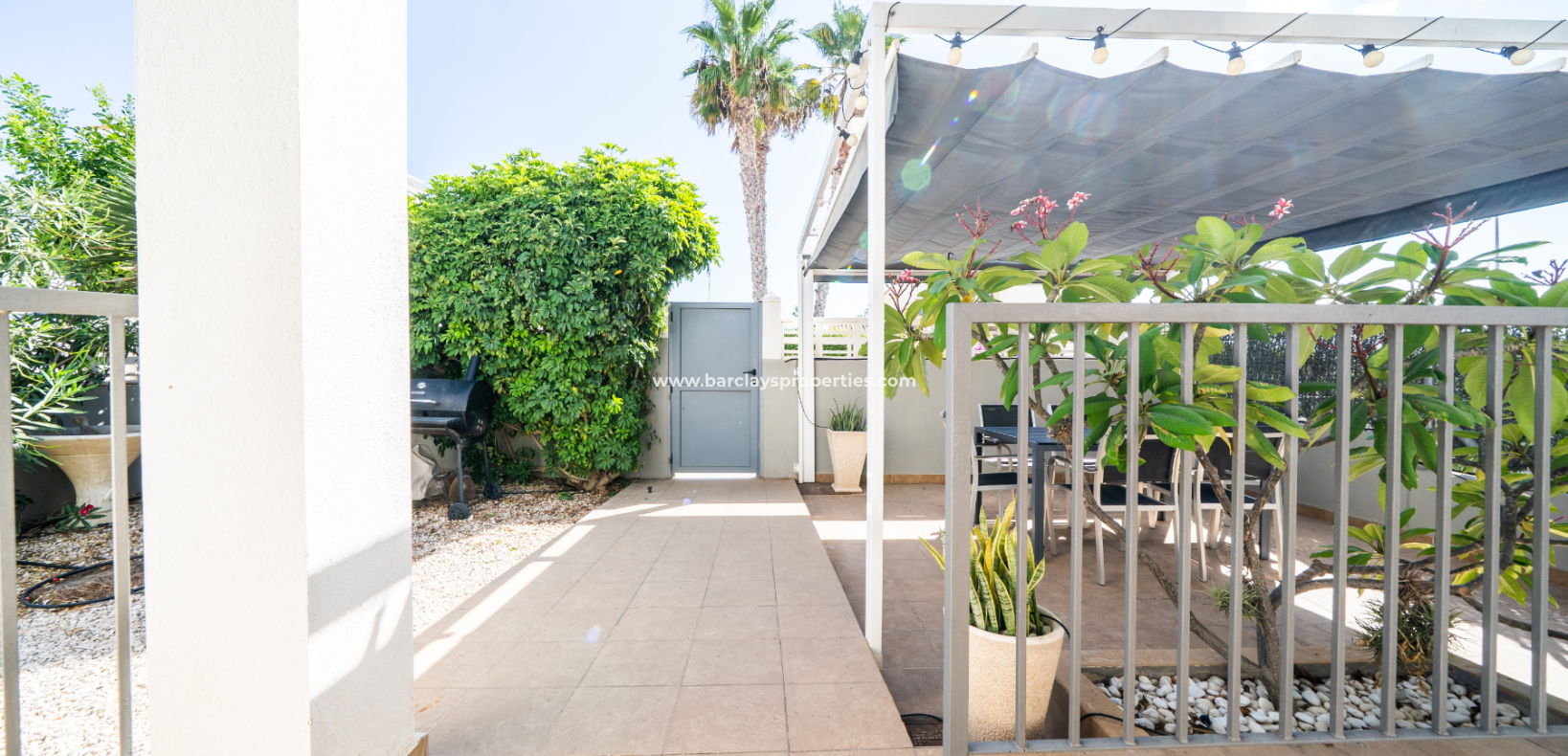 Revente - Maison Individuelle - Urb. La Marina