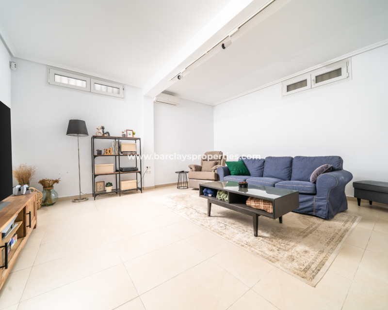 Revente - Maison Individuelle - Urb. La Marina