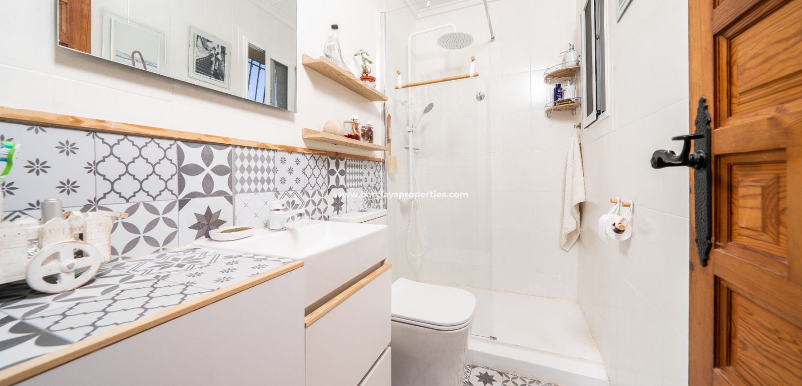 Revente - Maison Individuelle - Urb. La Marina