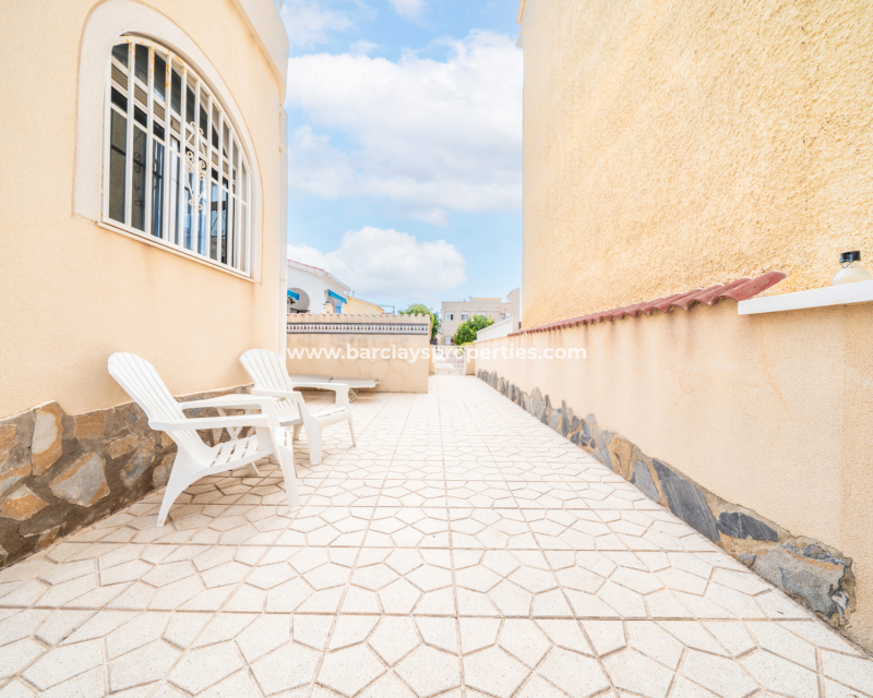 Revente - Maison Individuelle - Urb. La Marina