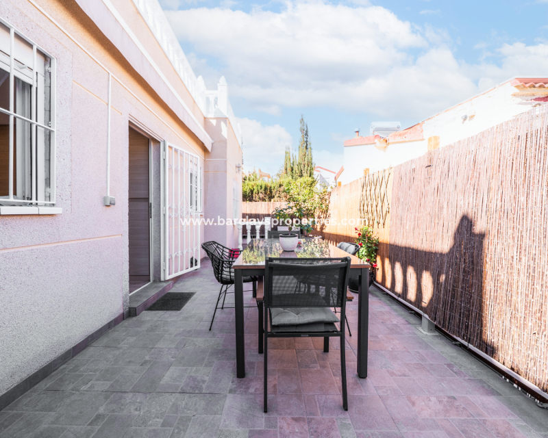 Revente - Maison Individuelle - Urb. La Marina