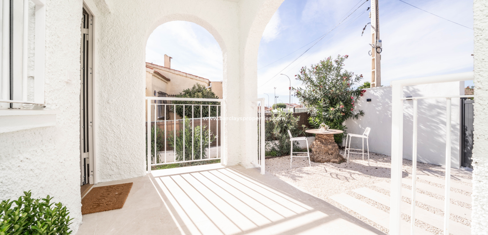 Revente - Maison Individuelle - Urb. La Marina