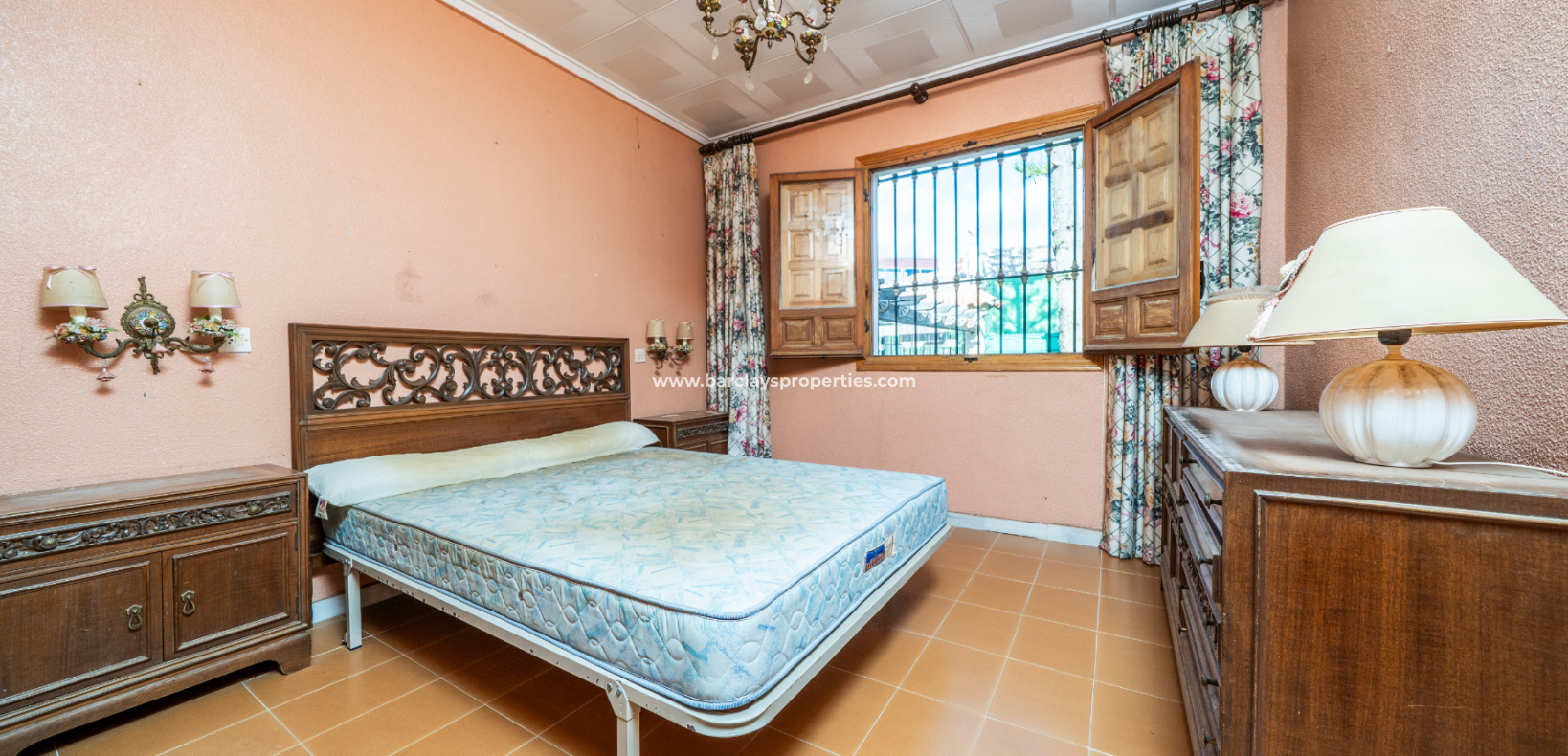 Revente - Maison Individuelle - Urb. La Marina